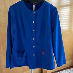 Dickies Royal Blue Scrub Jacket. Medium